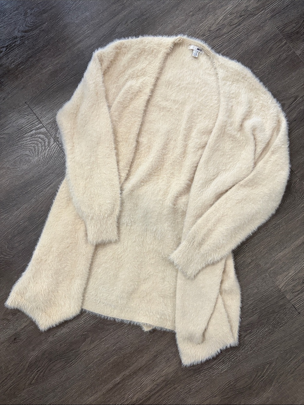 Cozy Cardigan in Beige/Cream